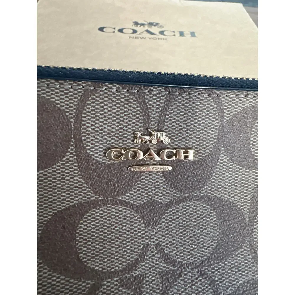 SOLD - Picture 3 of 8